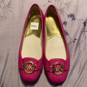 💥NWT💥 Michael Kors Fushia Fulton Moc
